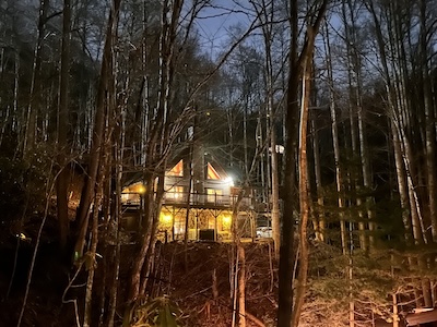 Exterior of the mountain retreat house near Waynesville, NC